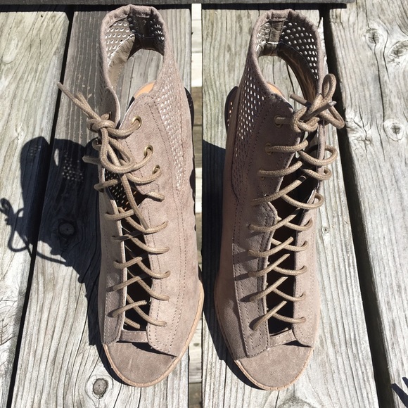 Qupid Suede Laced Perforated Taupe Booties! NEW! - Picture 6 of 10